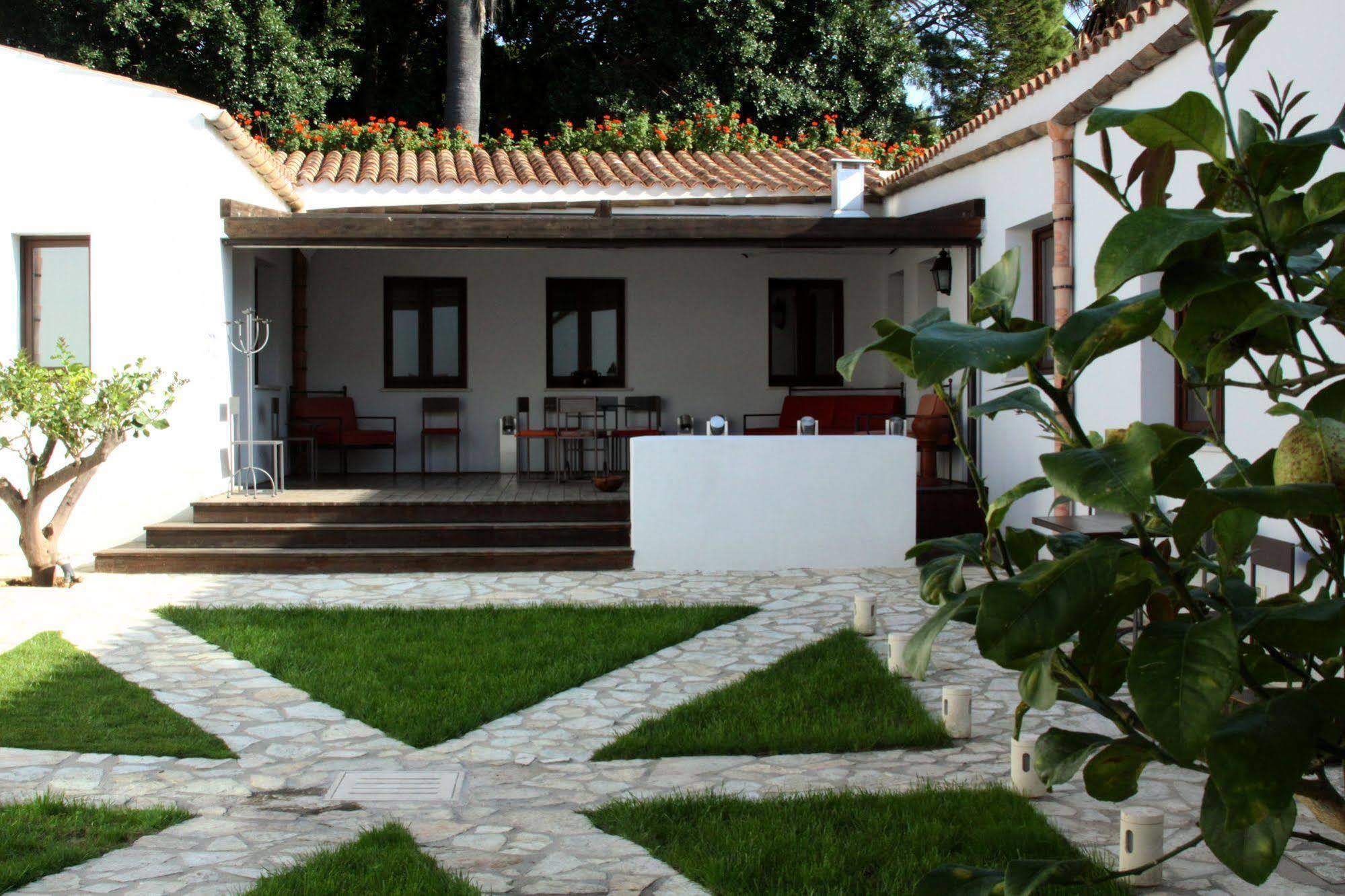 Arbaria Hotel Трапани Екстериор снимка