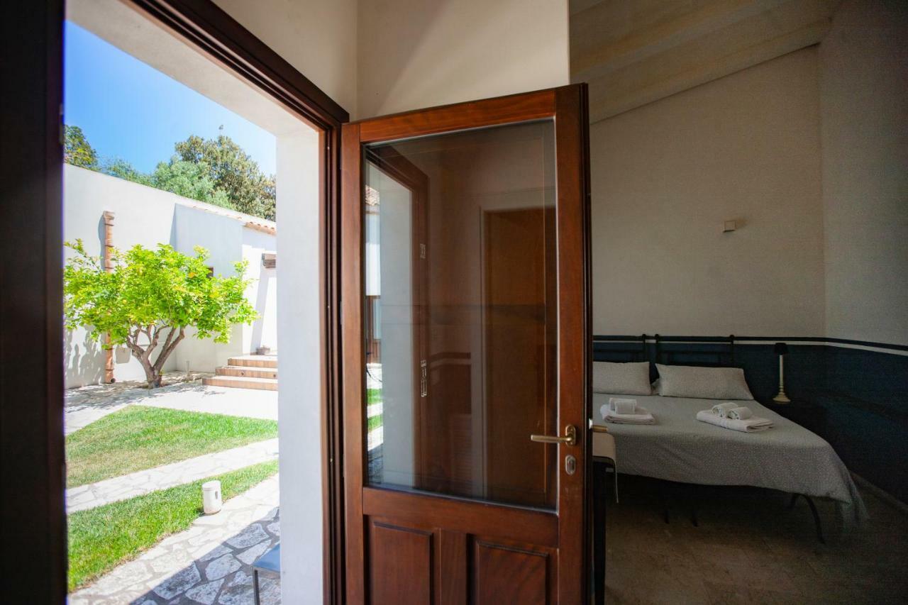 Arbaria Hotel Трапани Екстериор снимка