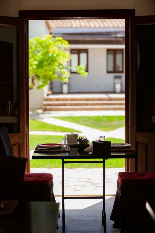 Arbaria Hotel Трапани Екстериор снимка