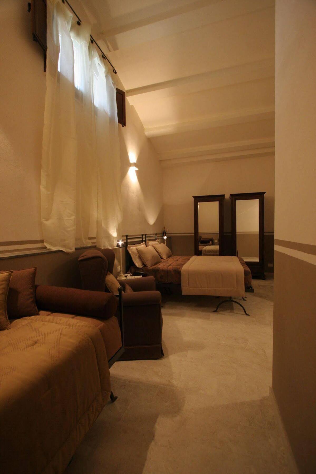 Arbaria Hotel Трапани Екстериор снимка